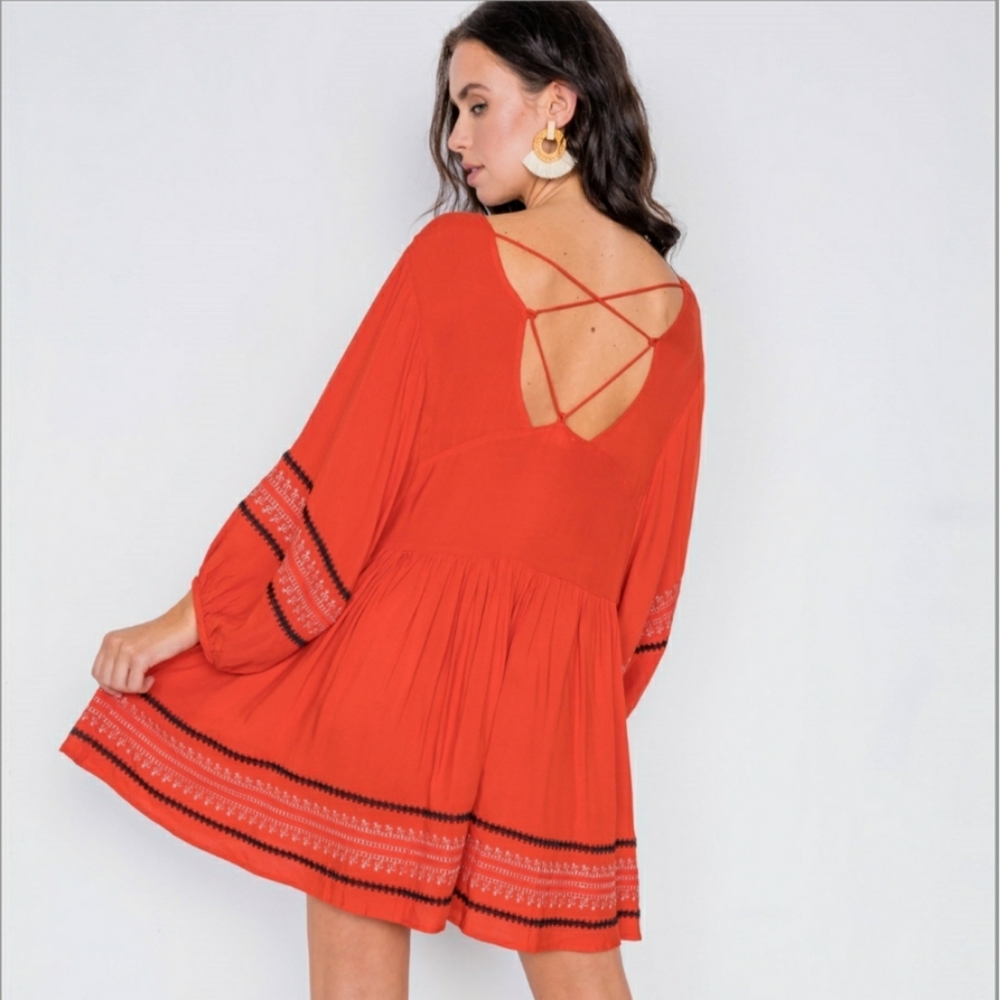 Dusty Red Embroidery Long Sleeve Boho Dress NWT - Picture 2 of 5